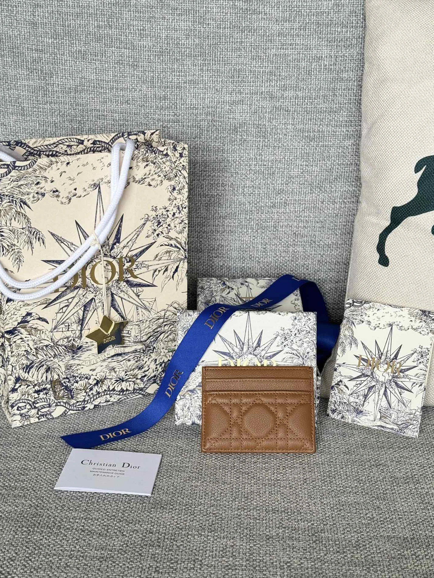 Christian Dior Card Case Vibrant 4226 - Image 3