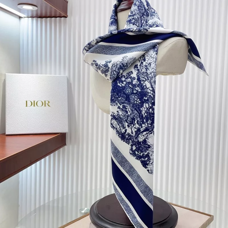 Christian Dior Silk Squares Comfortable 900 - Image 4