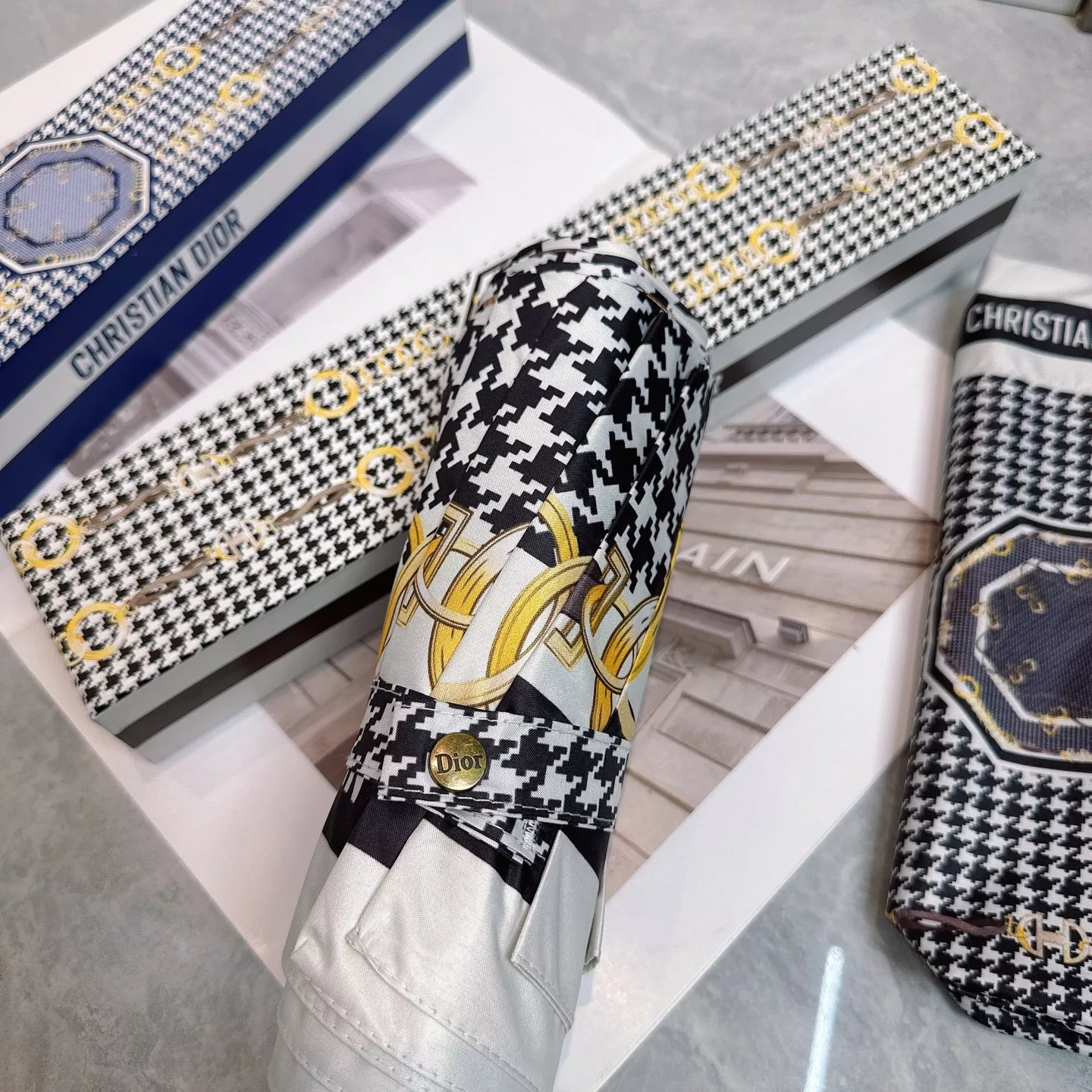 Christian Dior Umbrellas Affordable 6438 - Image 8