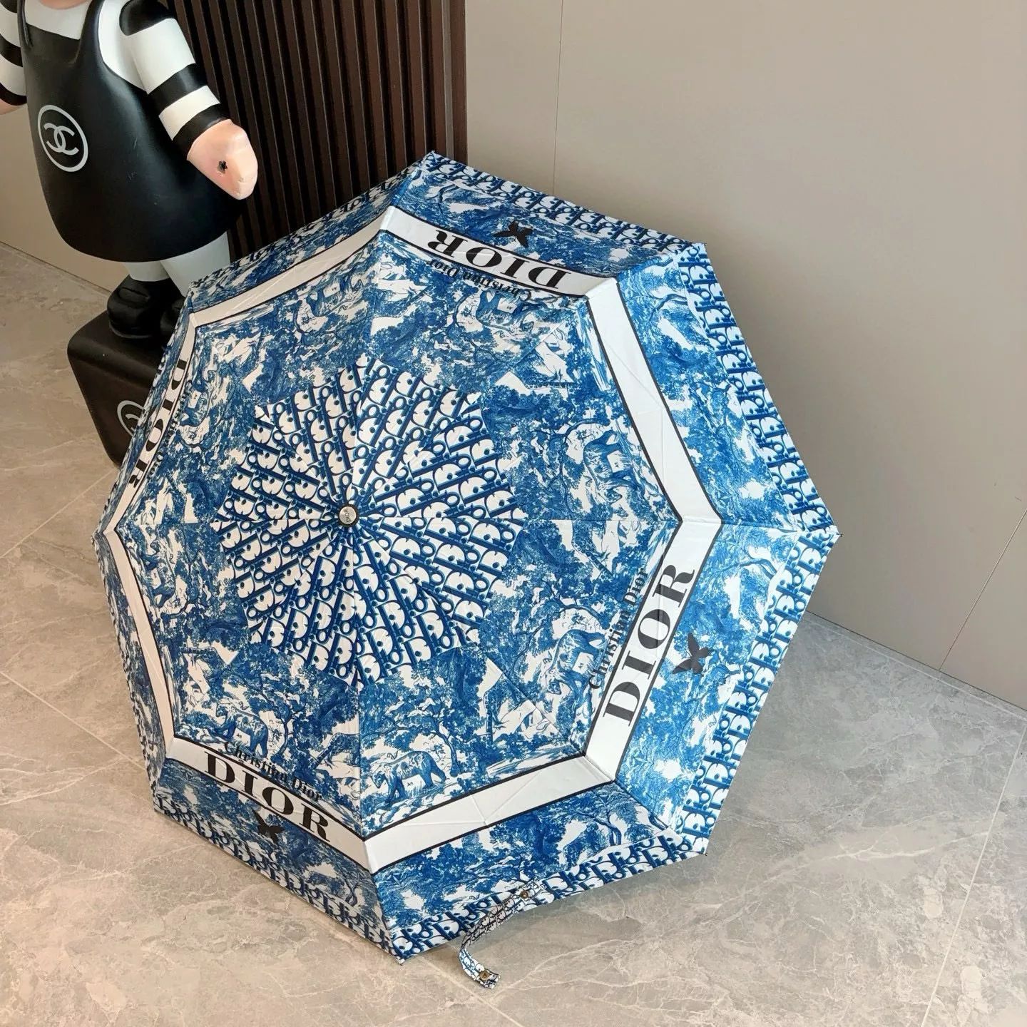 Christian Dior Umbrellas EasyMatch 6783 - Image 8