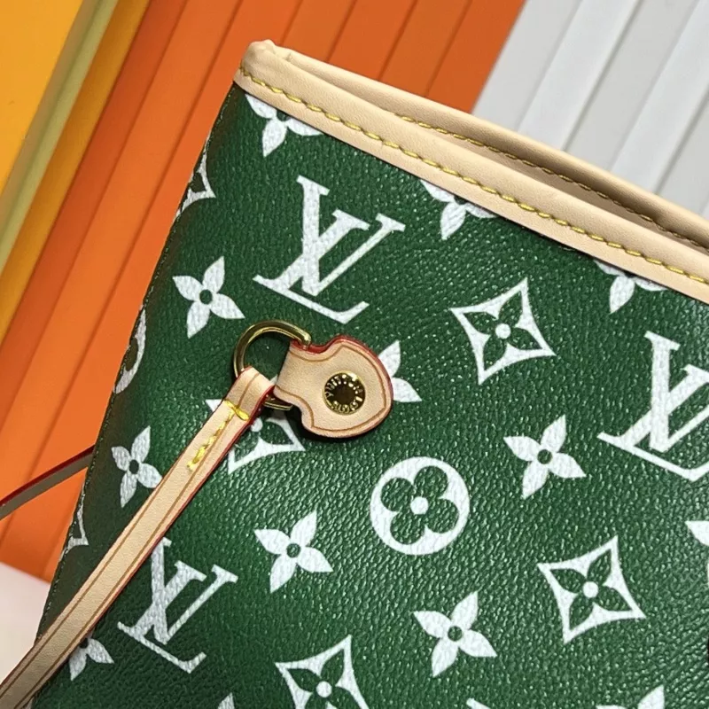 Classic 3645 Louis Vuitton AAA Quality Shoulder Bags For Women - Image 4