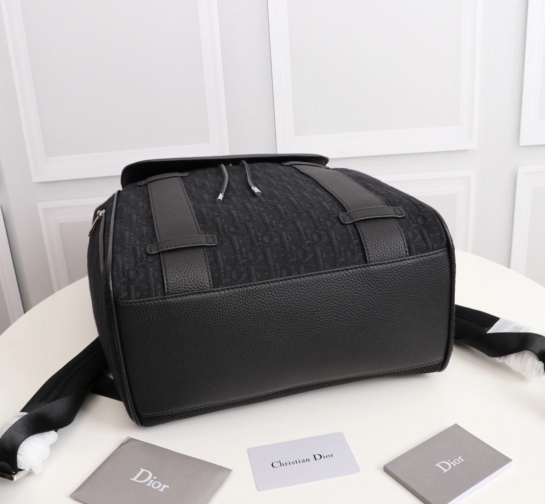 Classic 4111 Christian Dior AAA Man Backpacks - Image 3