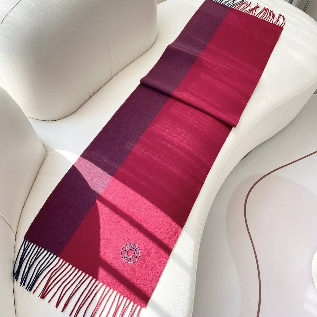Classic 5981 Hermes Scarf For Women - Image 4