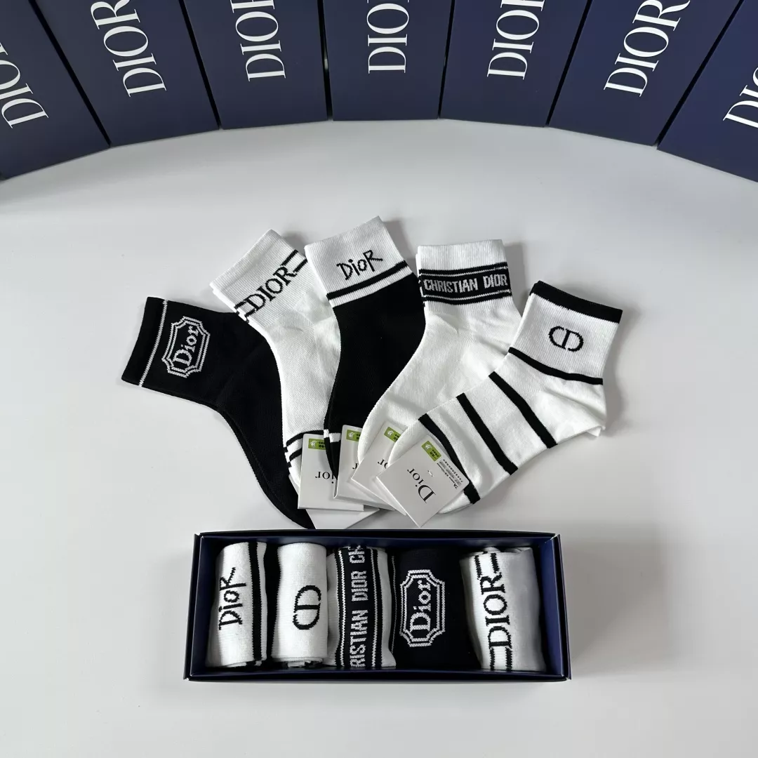 Comfortable 365 Christian Dior Socks - Image 4