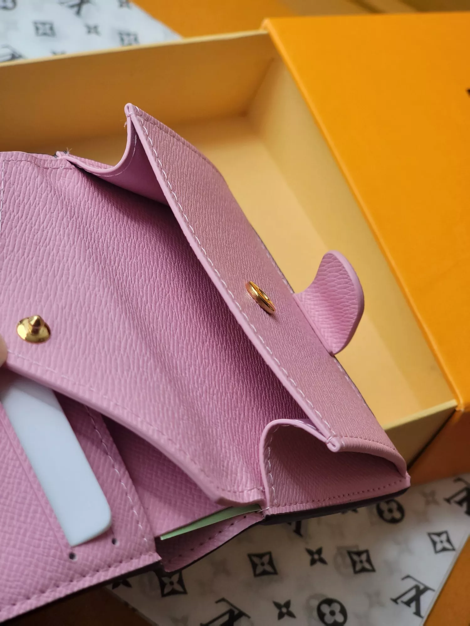 Comfortable 4774 Louis Vuitton AAA Quality Card Case - Image 7