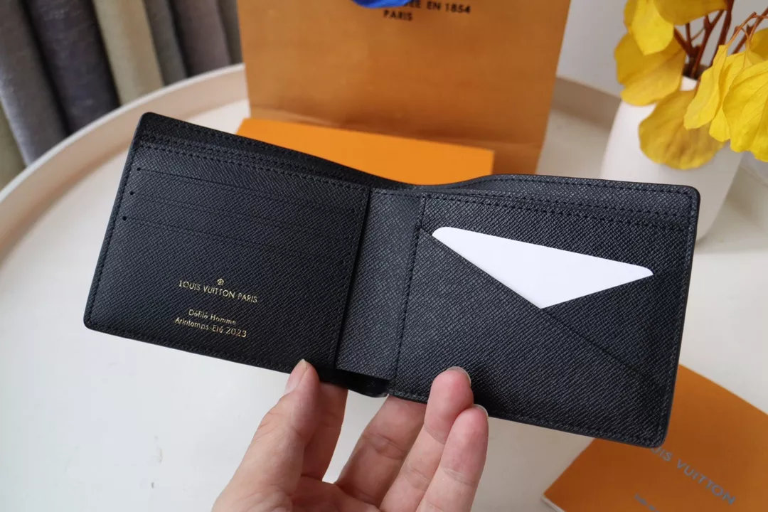 Comfortable 5196 Louis Vuitton LV Wallets - Image 4