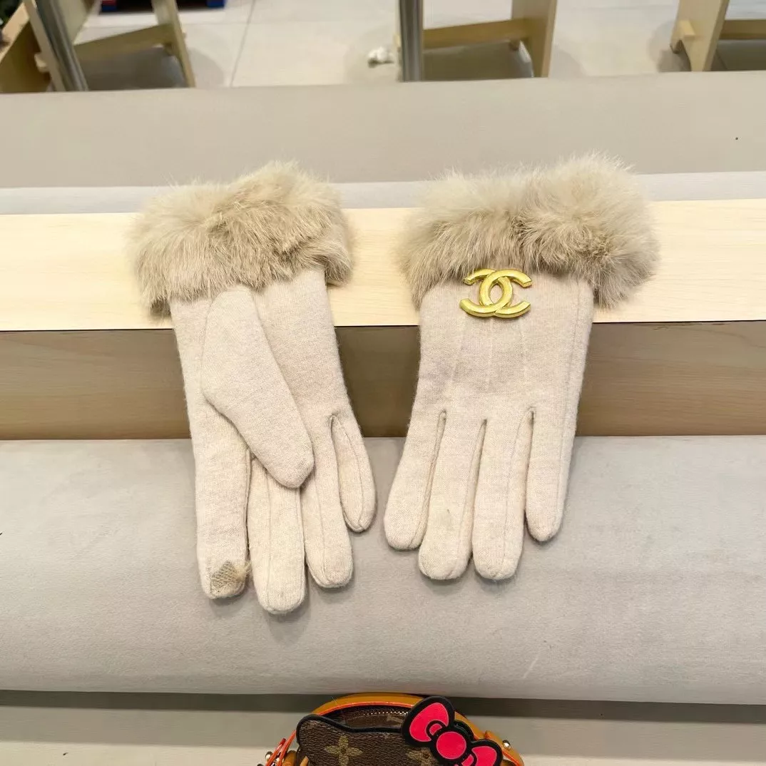 Compact 1663 Chanel Gloves For Women