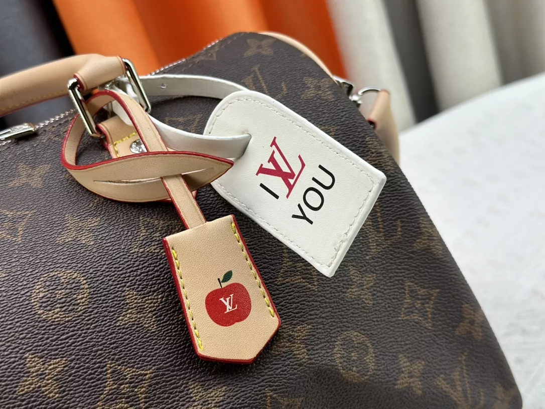 Compact 2214 Louis Vuitton AAA Quality Handbags For Women - Image 6