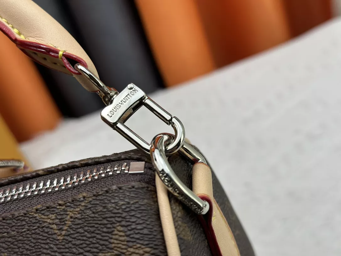 Compact 2214 Louis Vuitton AAA Quality Handbags For Women - Image 7