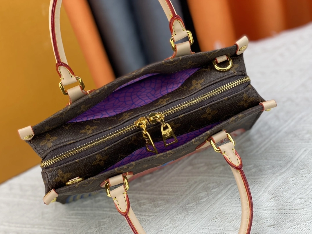 Compact 4273 Louis Vuitton AAA Quality Handbags For Women - Image 7