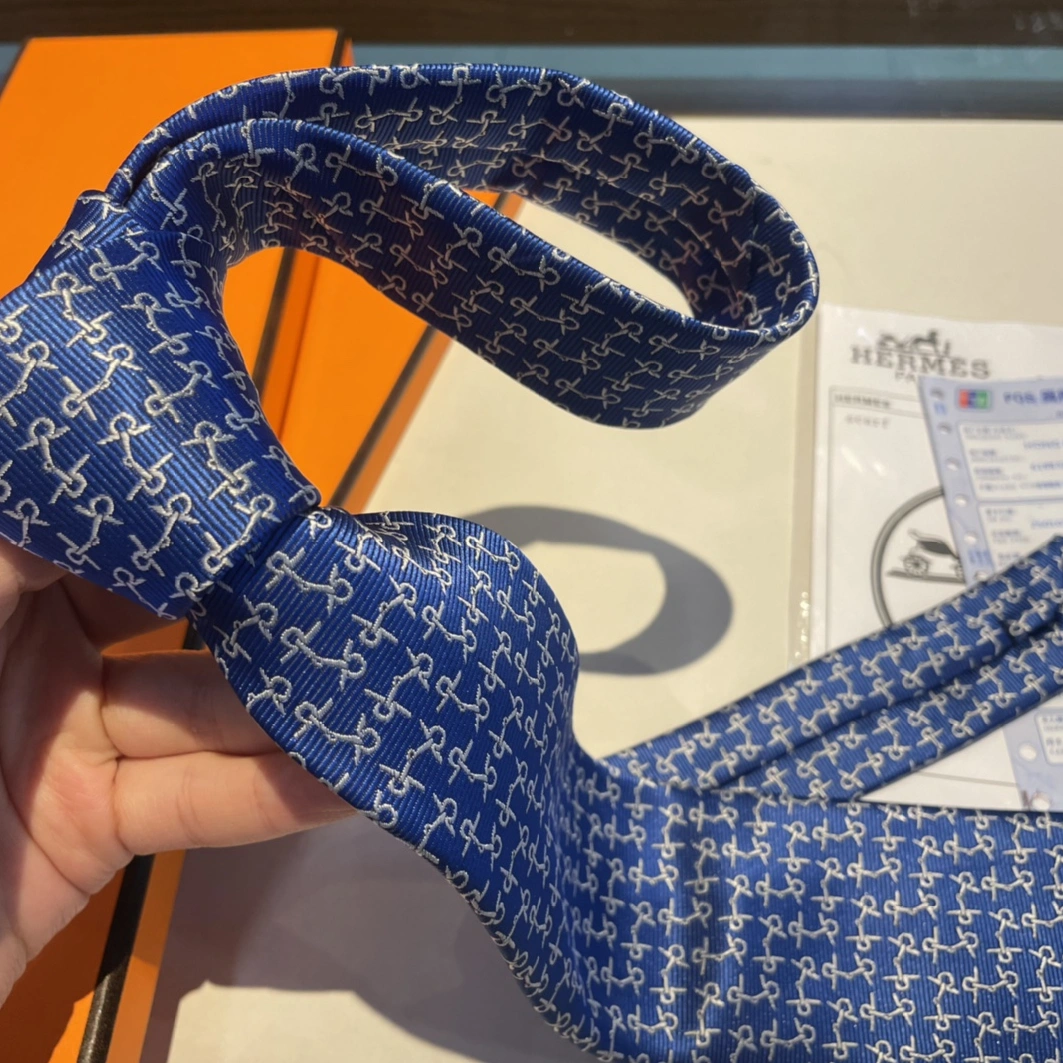 Compact 5020 Hermes Necktie For Men - Image 4