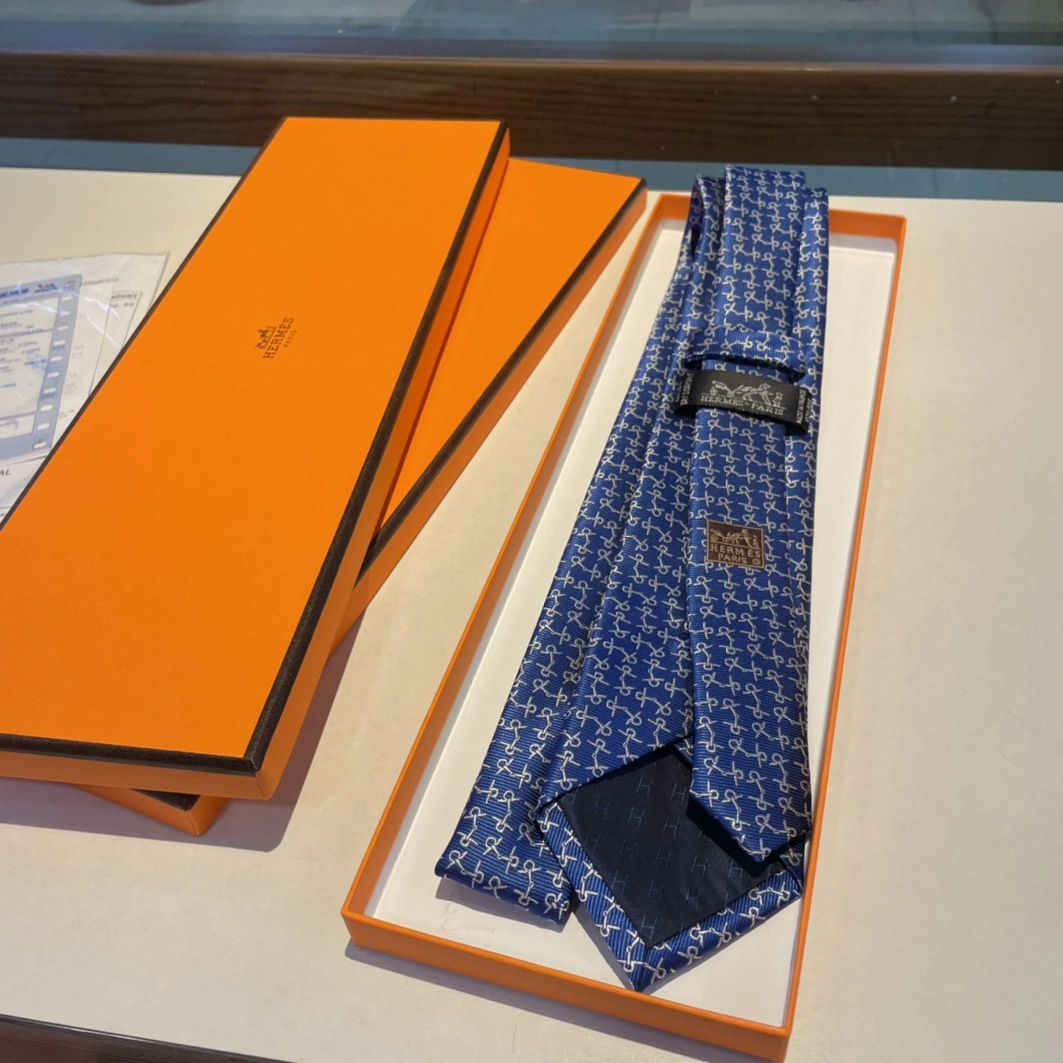Compact 5020 Hermes Necktie For Men - Image 7