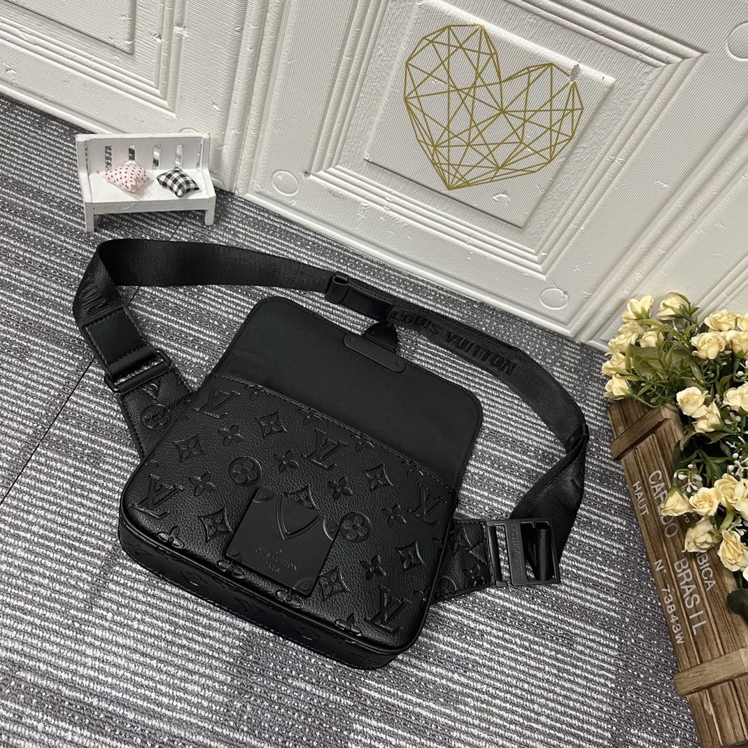 Compact 8472 Louis Vuitton LV AAA Quality Belt Bags For Men - Image 4