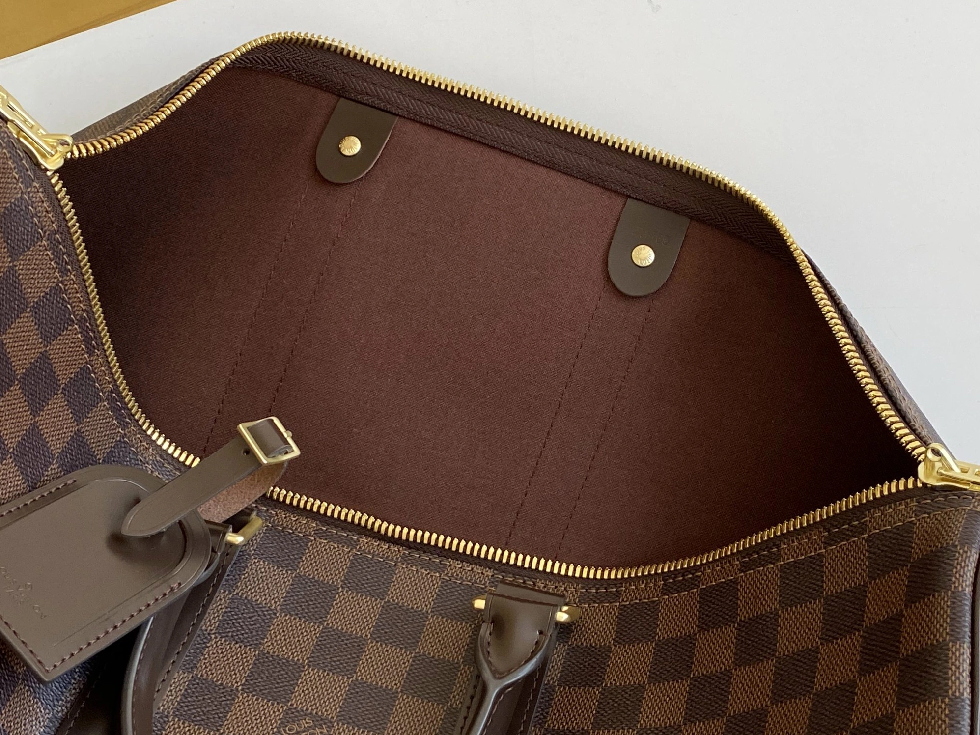 Compact 9248 Louis Vuitton Travel Bags - Image 8