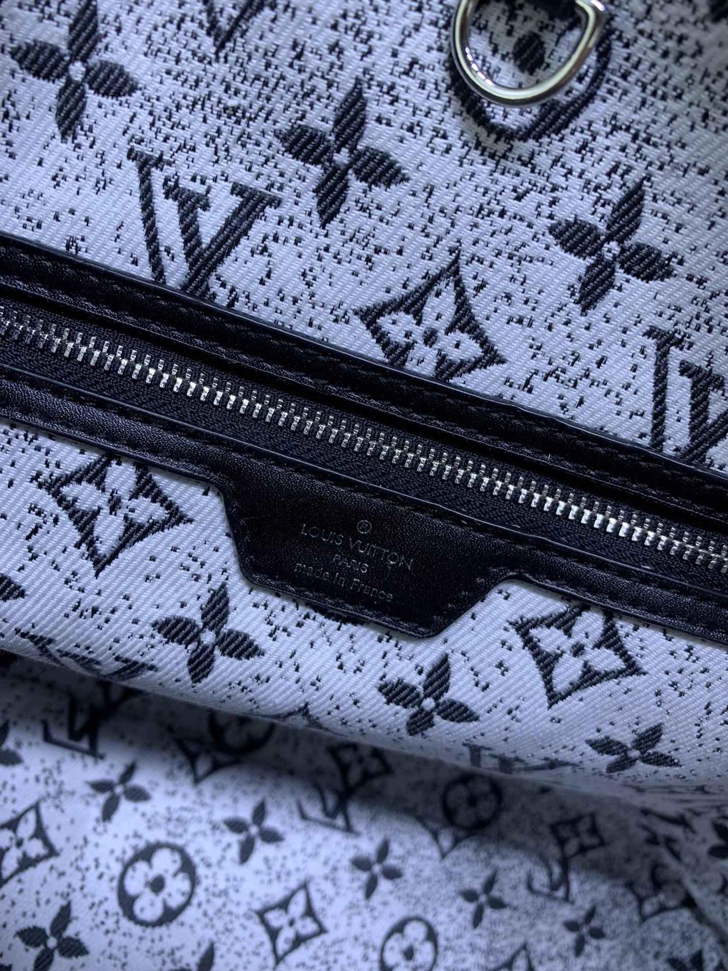 Cozy 9447 Louis Vuitton AAA Quality Shoulder Bags For Women - Image 6