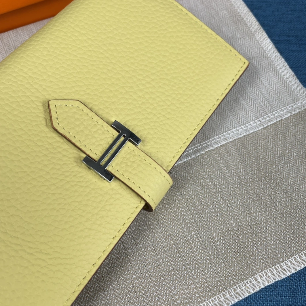 DailyWear 1577 Hermes AAA Quality Wallets For Women - Image 4