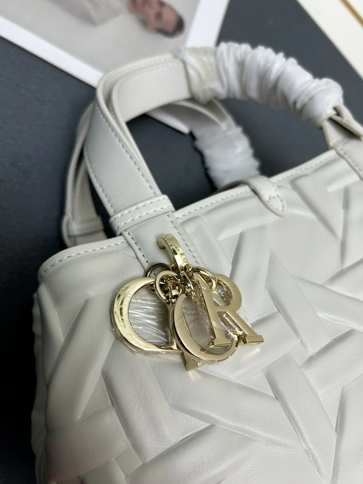 DailyWear 8202 Christian Dior AAA Quality Handbags For Women - Image 8