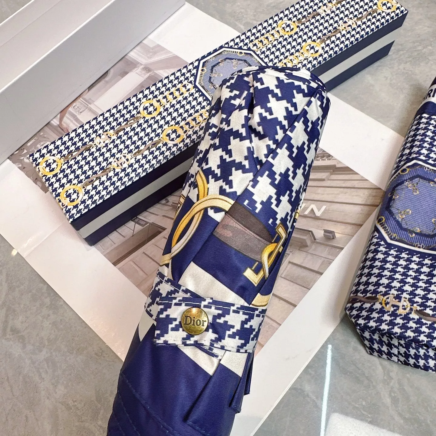 Durable 5249 Christian Dior Umbrellas - Image 7