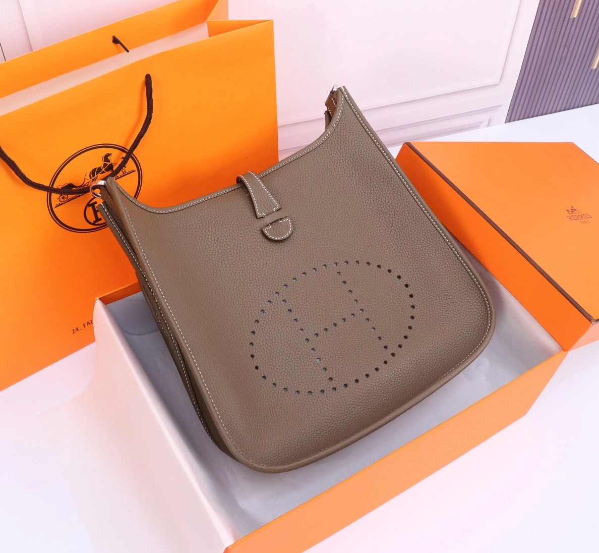 Durable 6128 Hermes AAA Quality Messenger Bags For Women - Image 3