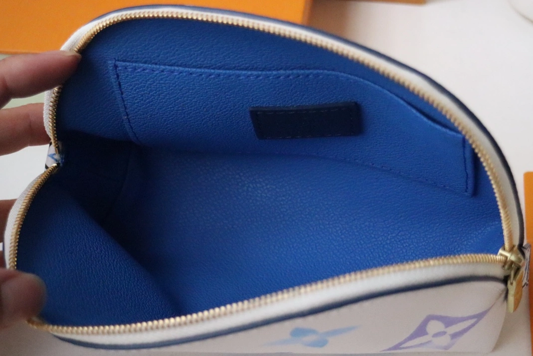 Durable 6598 Louis Vuitton AAA Quality Wallets For Women - Image 6