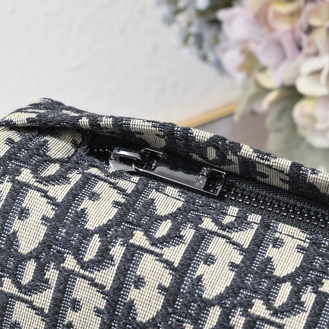 EasyMatch 1469 Christian Dior AAA Man Messenger Bags - Image 6