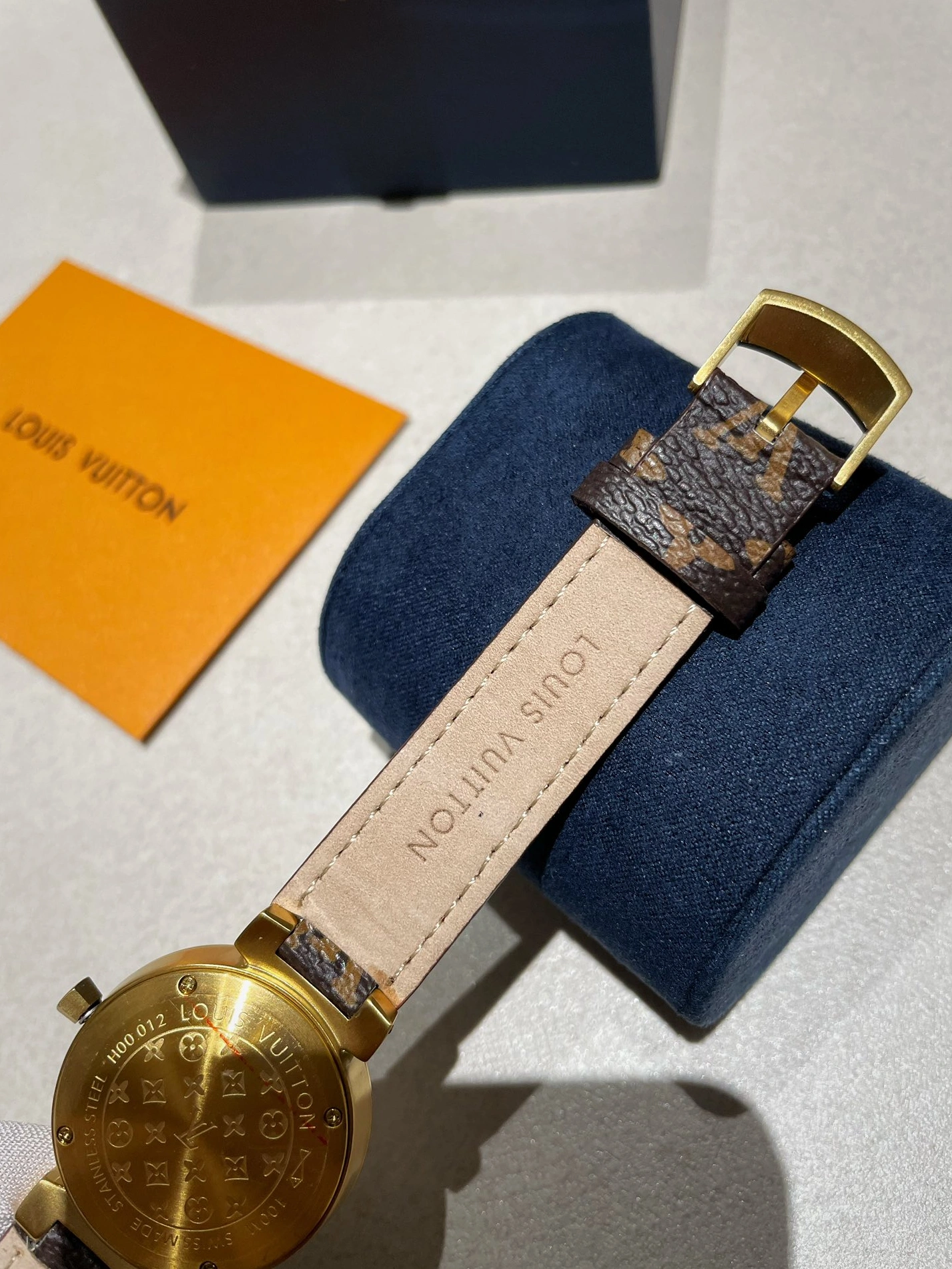 EasyMatch 2347 Louis Vuitton Watches