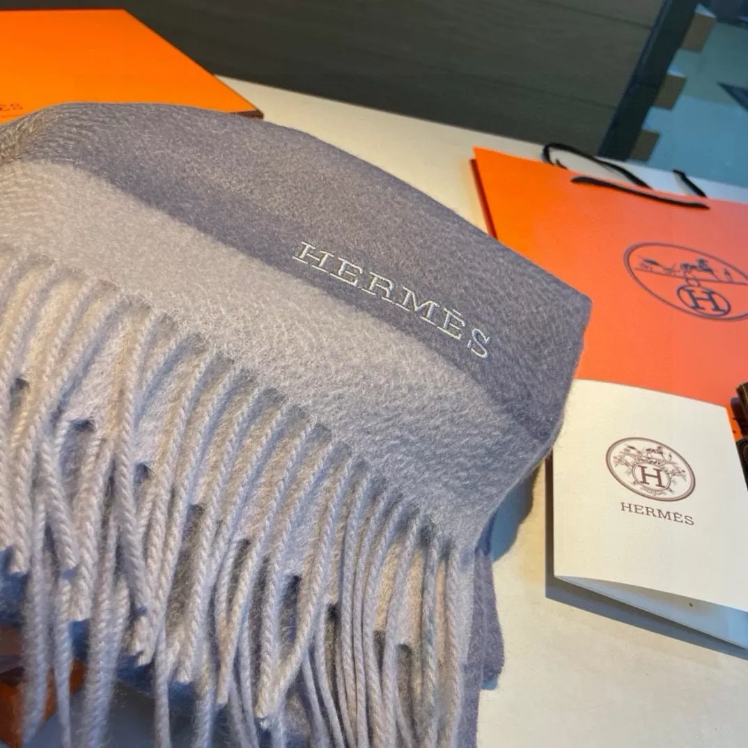 EasyMatch 7034 Hermes Scarf For Women - Image 3