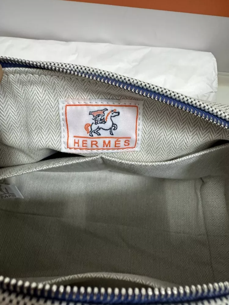 Elegant 3447 Hermes AAA Quality Handbags In Navy For Women - Image 7