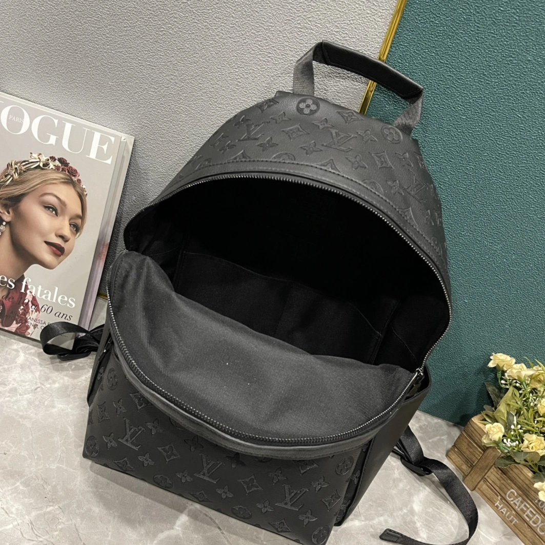 Elegant 5428 Louis Vuitton AAA Quality Backpacks For Unisex - Image 8