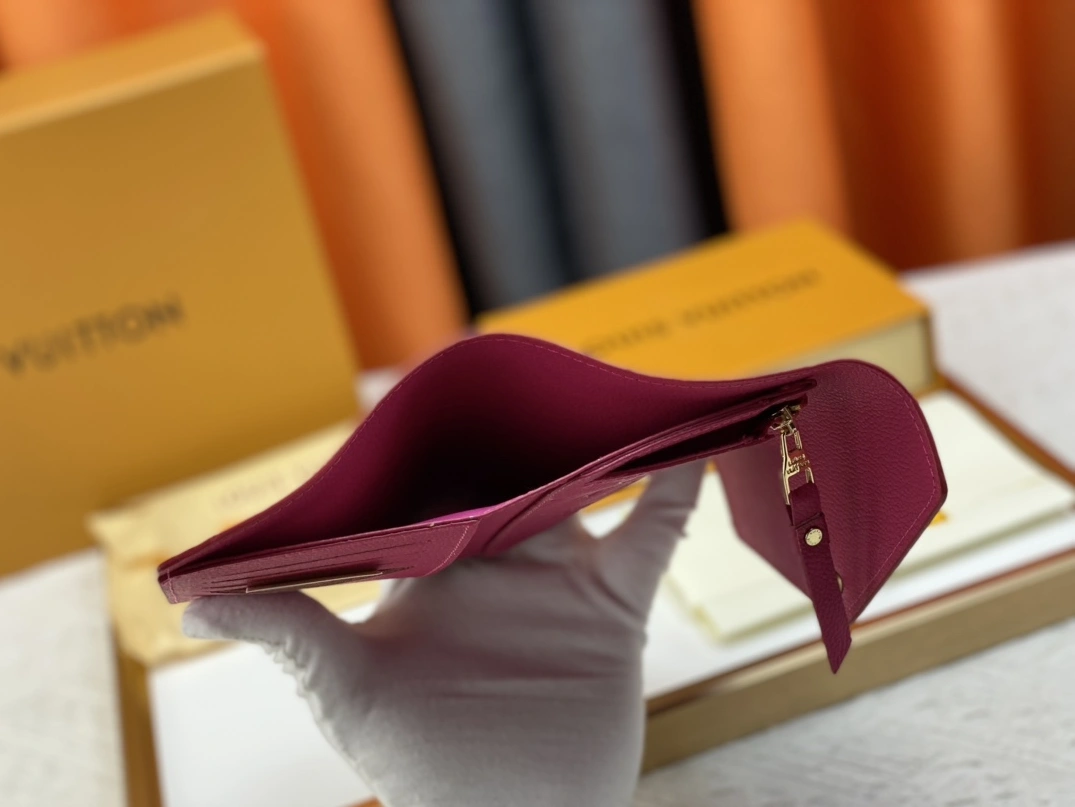 EyeCatching 7317 Louis Vuitton LV Wallets For Women - Image 6