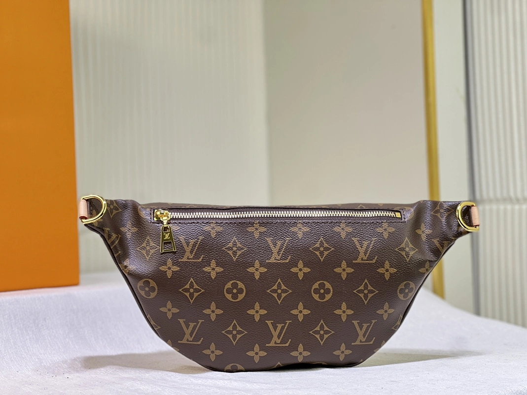 EyeCatching 9640 Louis Vuitton LV AAA Quality Belt Bags For Unisex - Image 5