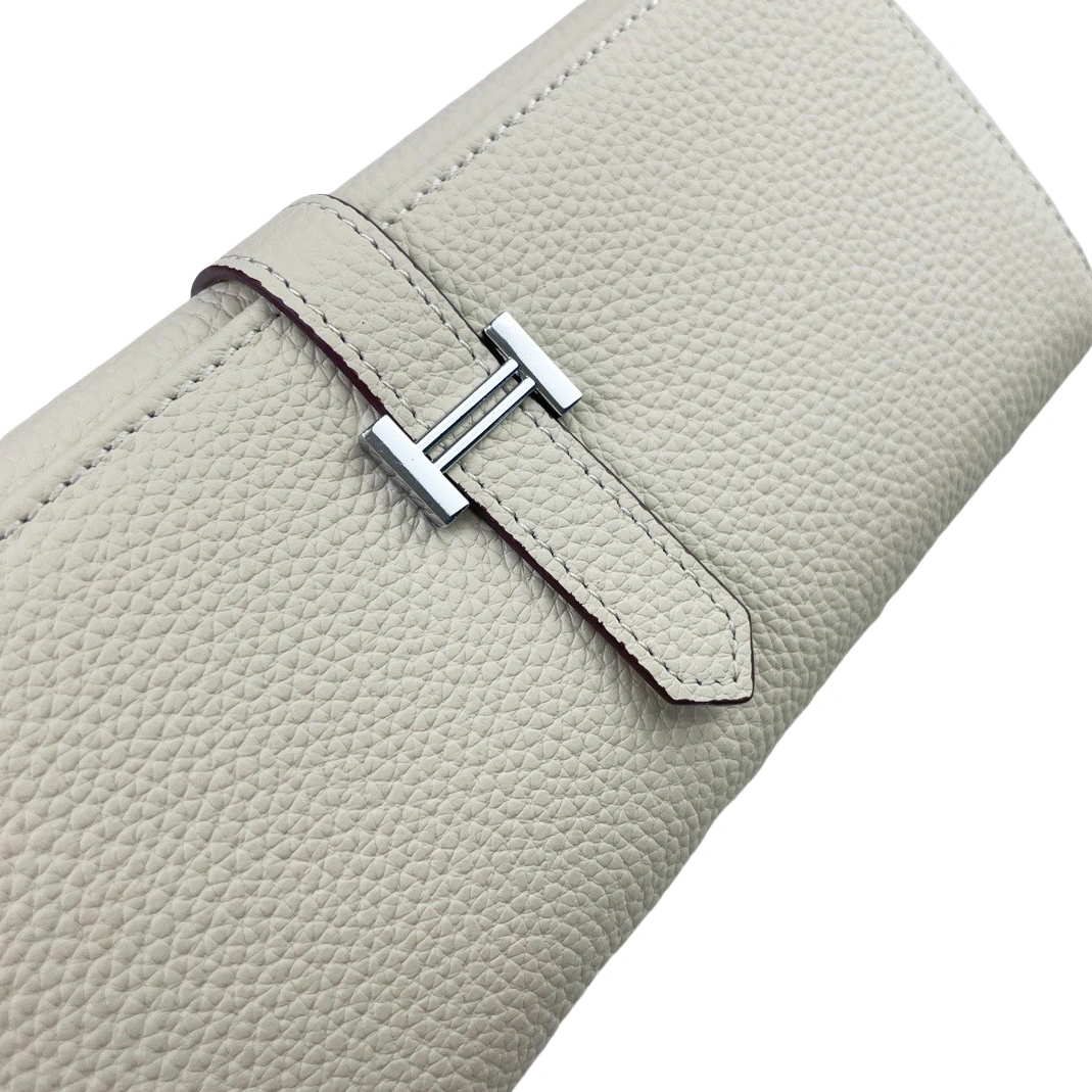 Fashionable 1935 Hermes Card Case For Women - Image 3