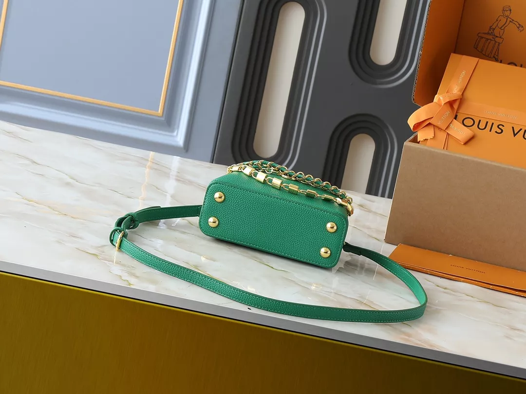 Fashionable 907 Louis Vuitton AAA Quality Messenger Bags For Women - Image 4