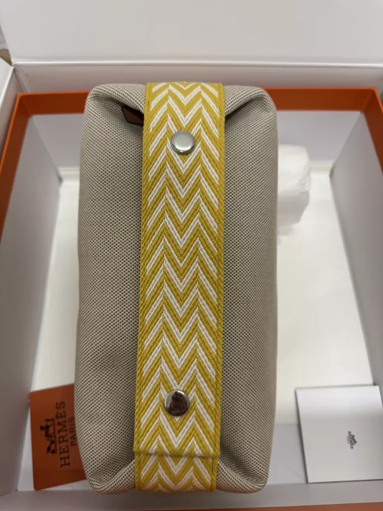 Functional 4120 Hermes AAA Quality Handbags For Women - Image 4