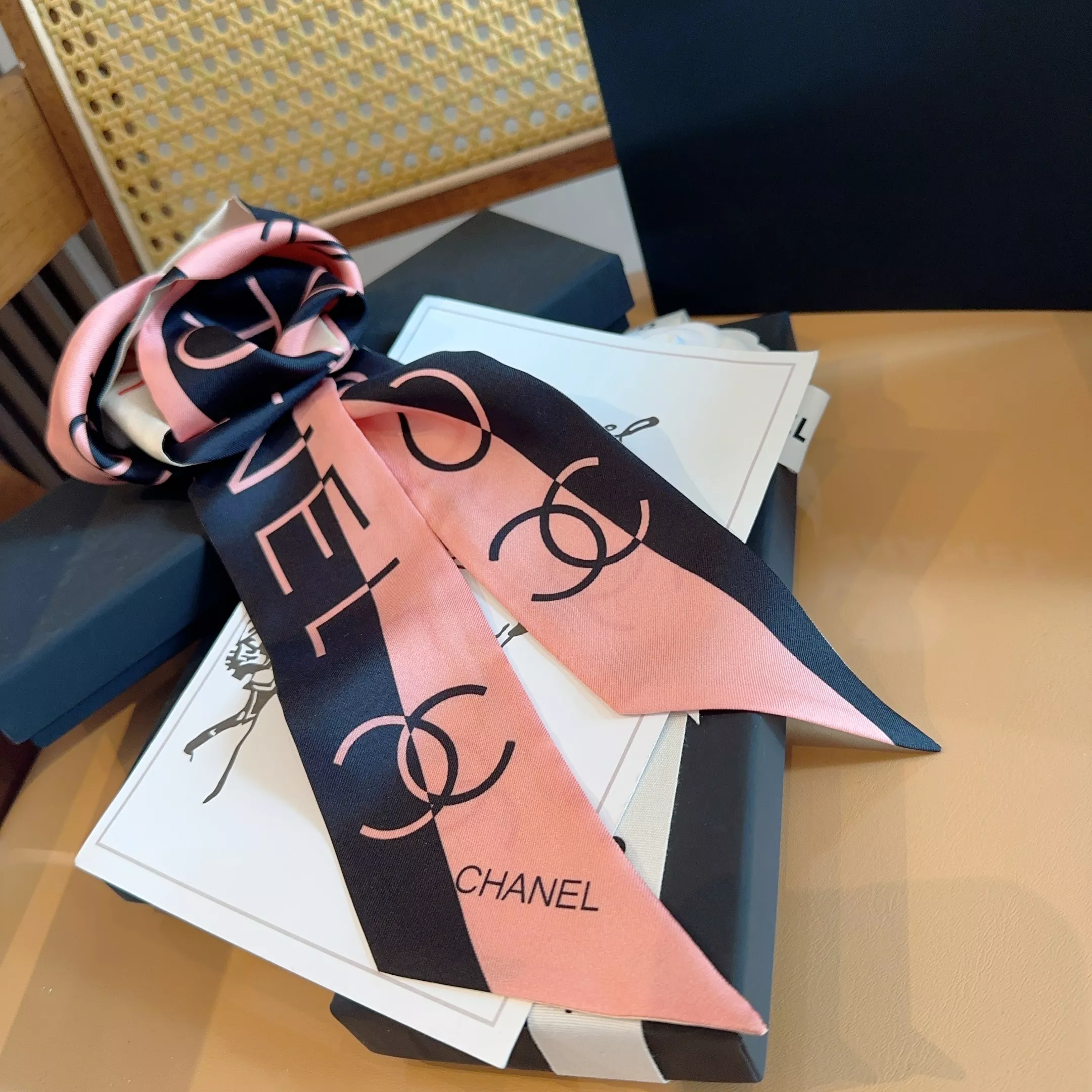 Functional 6246 Chanel Silk Scarf