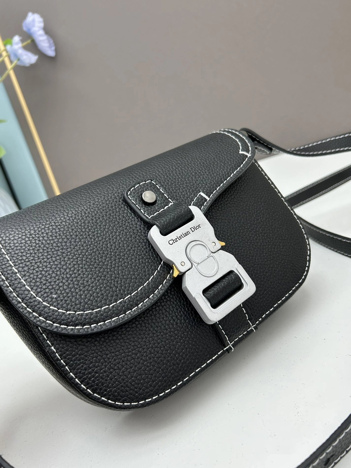 GoAnywhere 1519 Christian Dior AAA Quality Messenger Bags For Unisex - Image 4