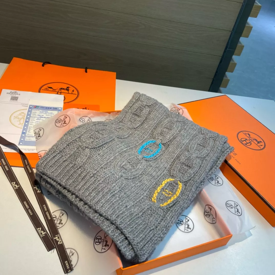 GoAnywhere 1894 Hermes Scarf For Women