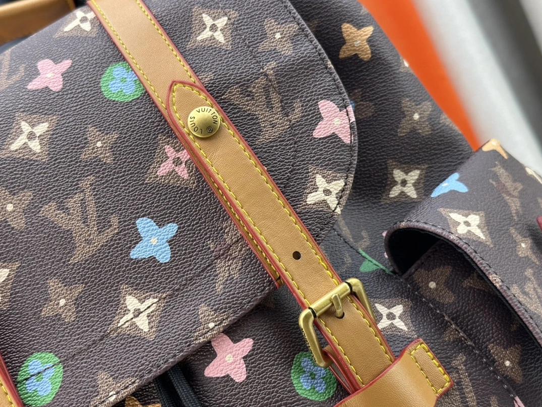 GoAnywhere 4081 Louis Vuitton AAA Quality Backpacks For Unisex - Image 6