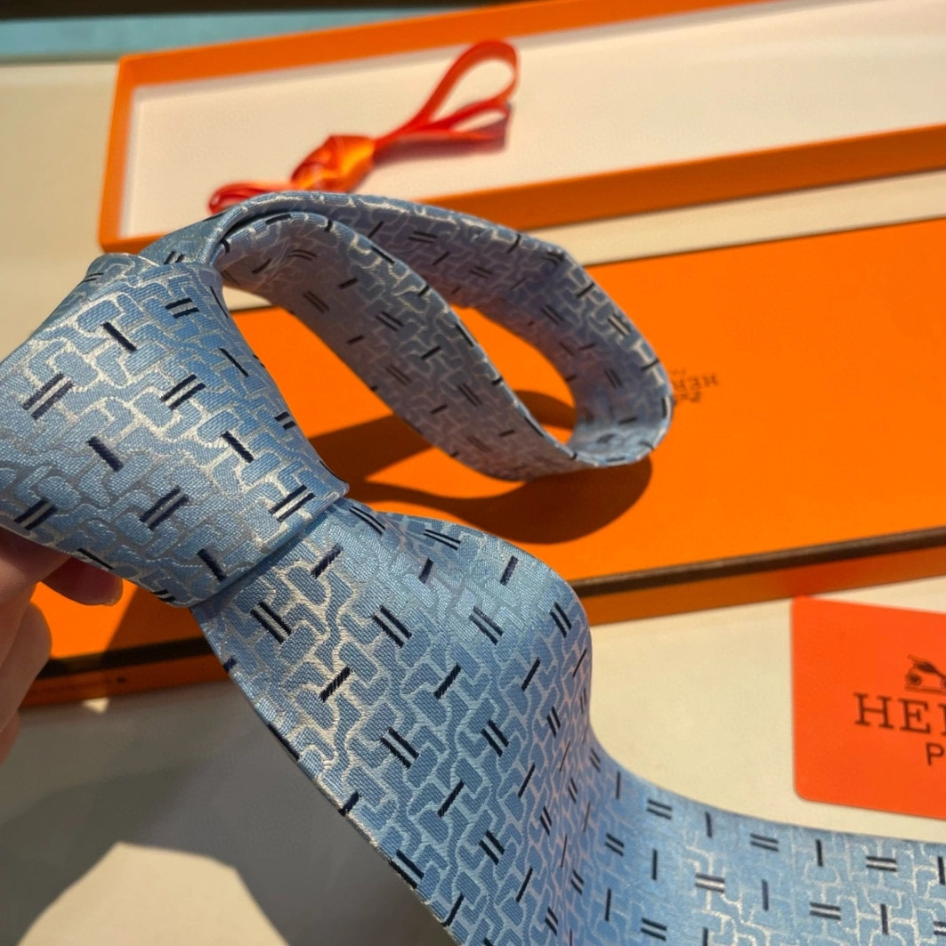 GoAnywhere 9395 Hermes Necktie For Men - Image 3