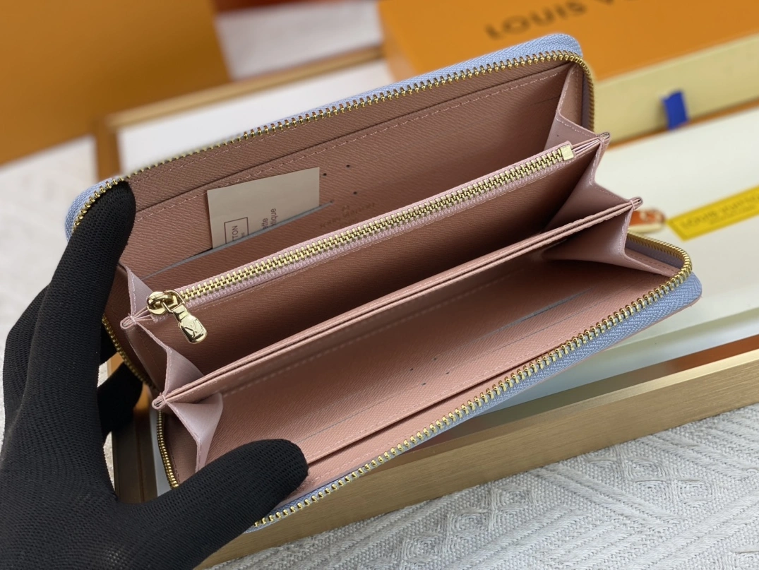 GoodFit 1019 Louis Vuitton LV Wallets - Image 7