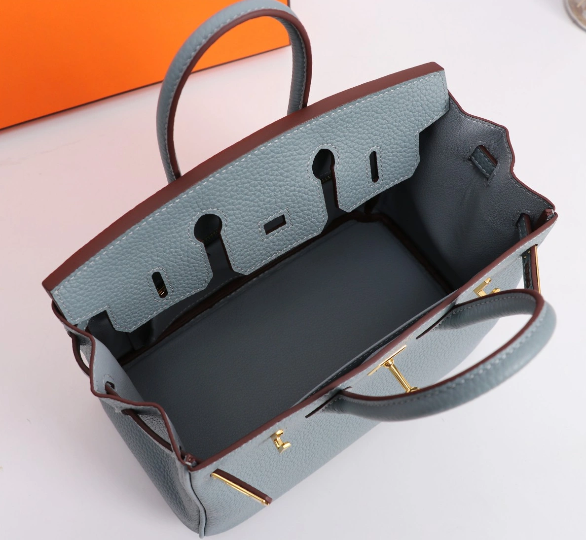 Hermes AAA Quality Handbags For Women Comfortable 2335 - Image 8