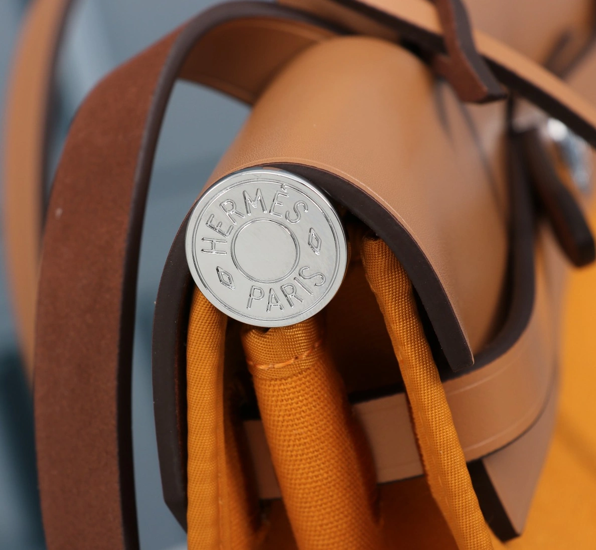 Hermes AAA Quality Handbags For Women Trendsetting 5583 - Image 4