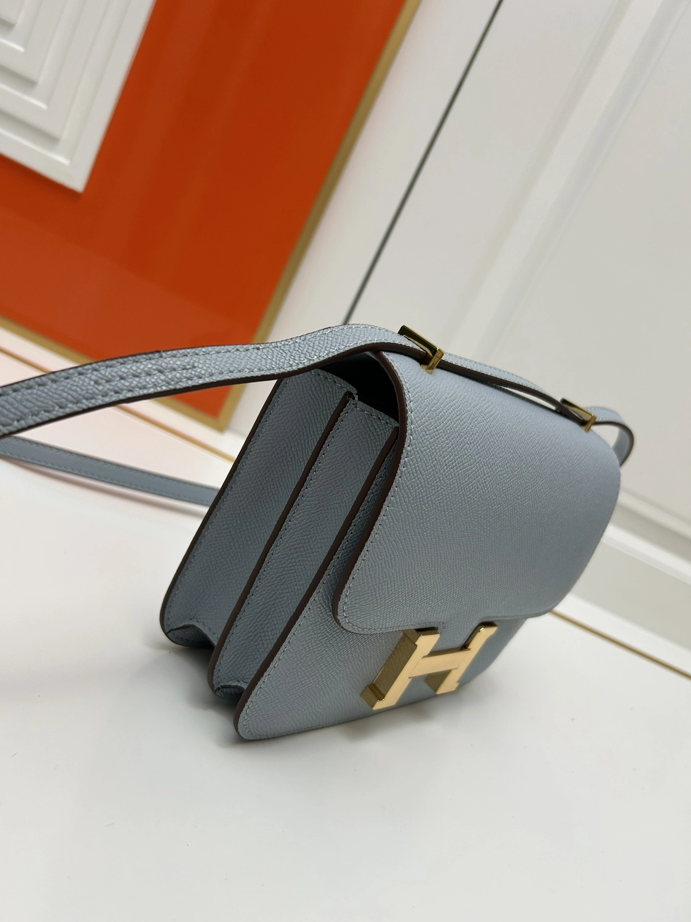 Hermes AAA Quality Messenger Bags For Women Minimalist 9012 - Image 3