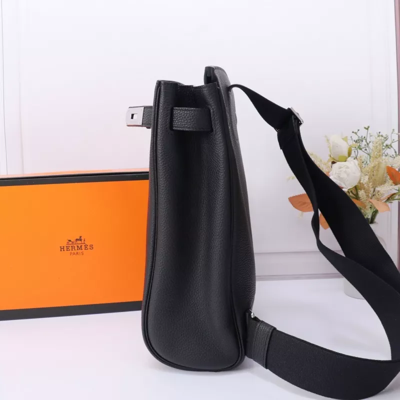 Hermes AAA Quality Messenger Bags In Black For Unisex Bright 9088 - Image 8