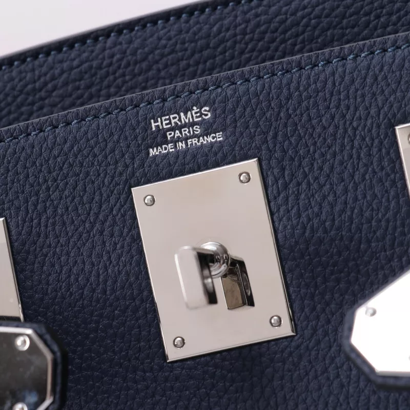 Hermes AAA Quality Messenger Bags In Navy For Unisex Trendsetting 2200 - Image 6