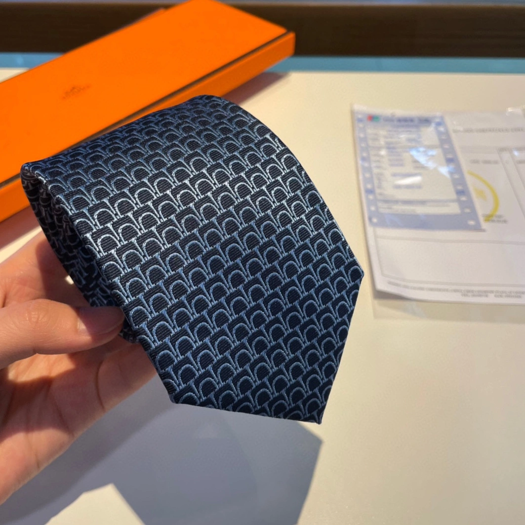 Hermes Necktie For Men Functional 9612