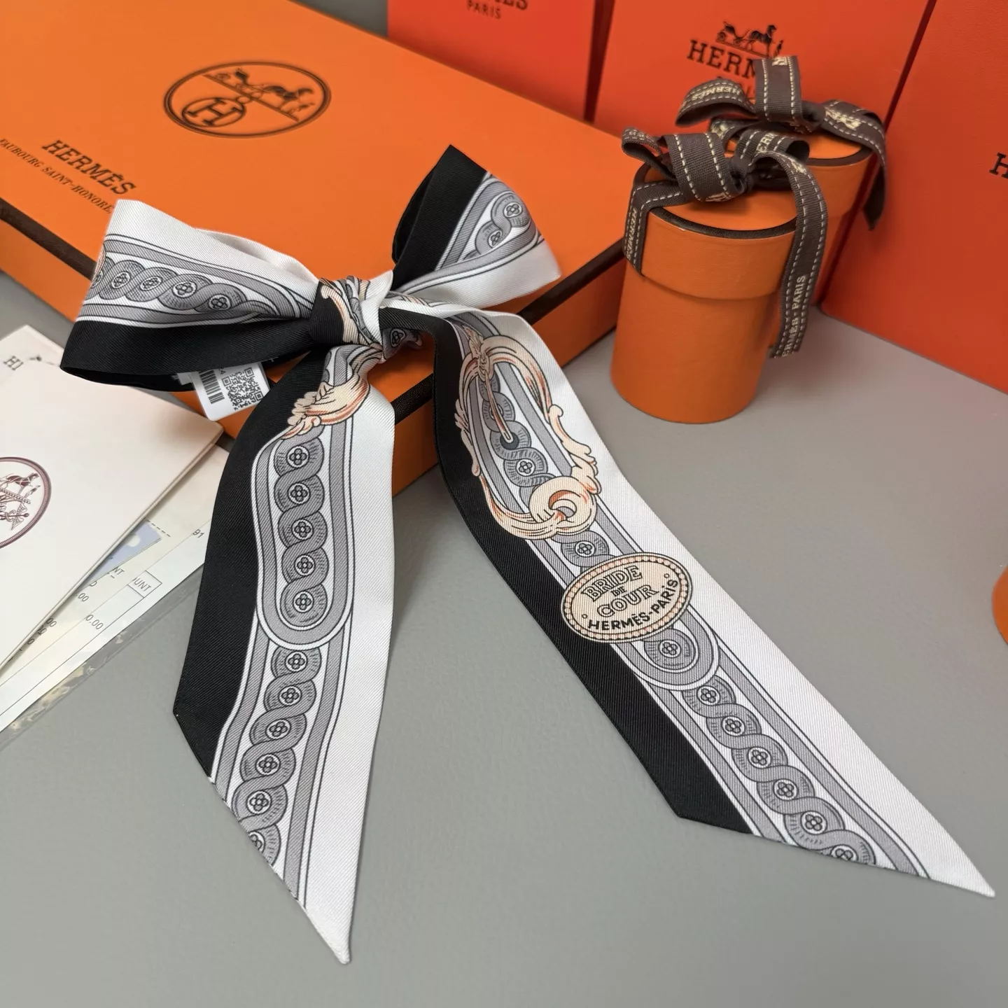 Hermes Silk Scarf EasyMatch 6198 - Image 3