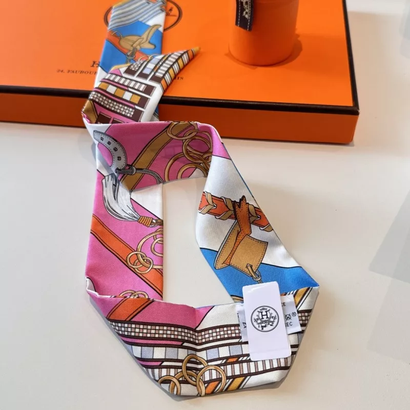 Hermes Silk Scarf Lightweight 7837 - Image 3