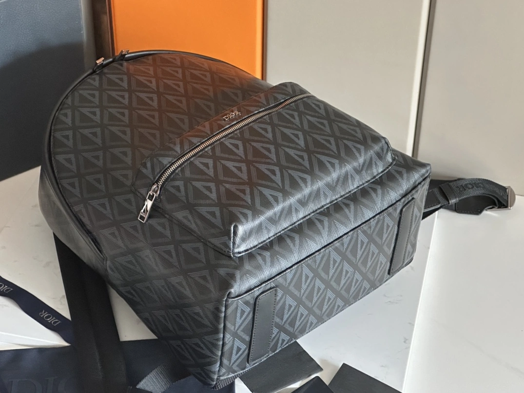 HighQuality 4857 Christian Dior AAA Man Backpacks - Image 4