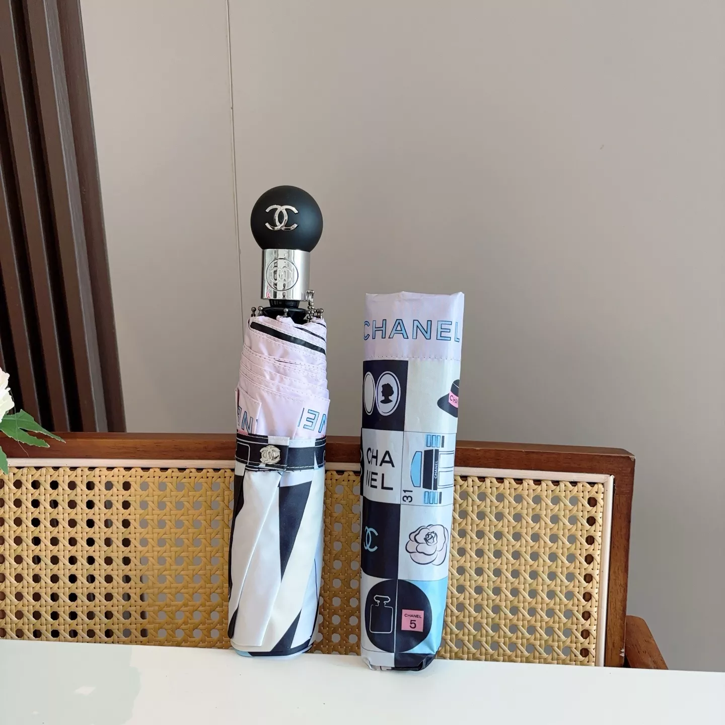 HighQuality 7298 Chanel Umbrellas - Image 4